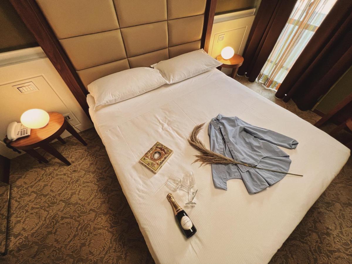 Hotel Abruzzi Терамо Екстер'єр фото