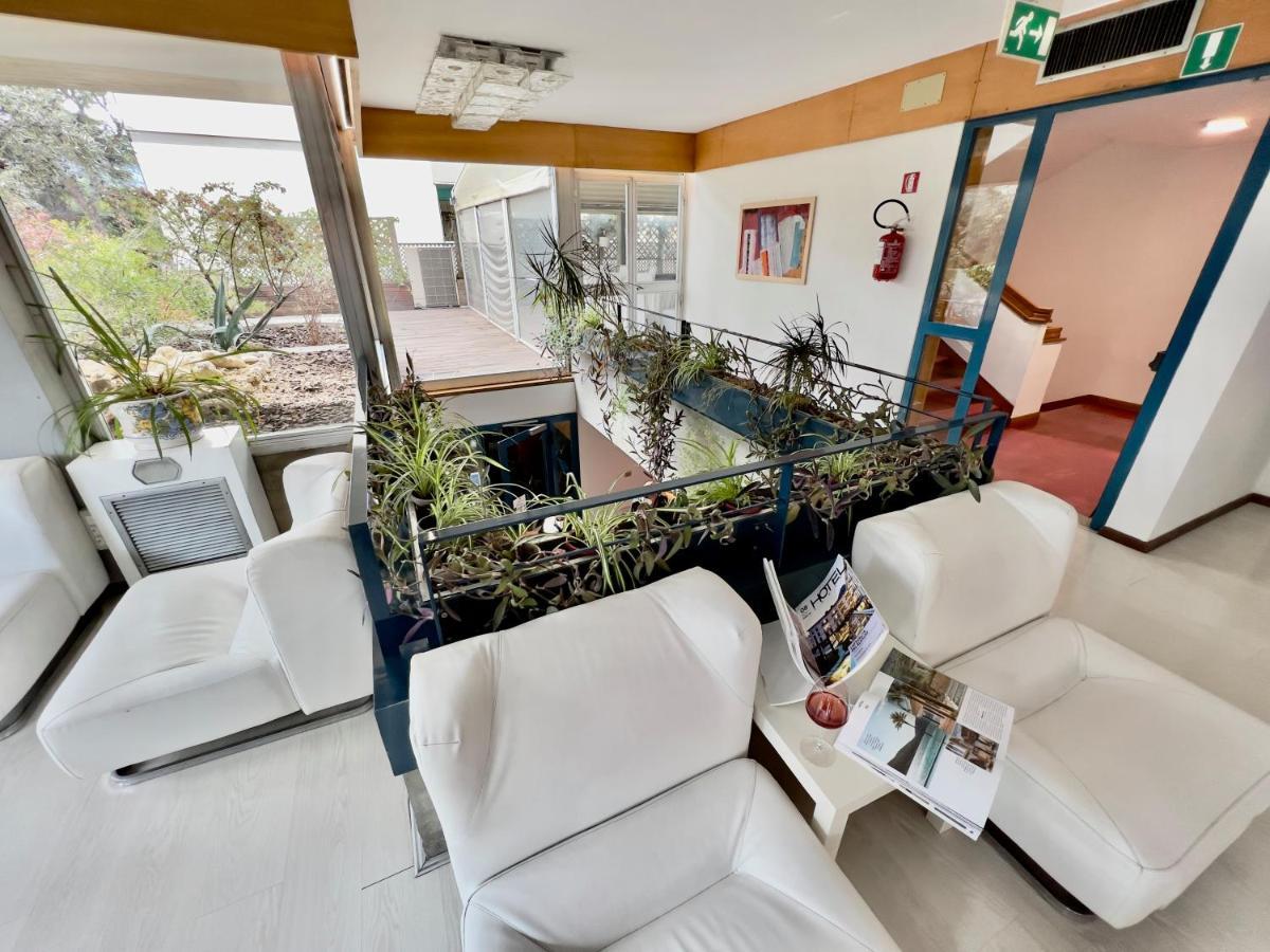 Hotel Abruzzi Терамо Екстер'єр фото