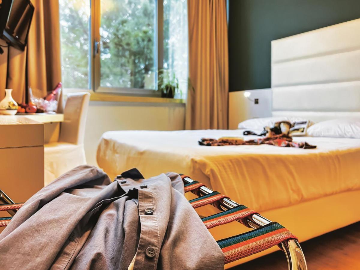 Hotel Abruzzi Терамо Екстер'єр фото