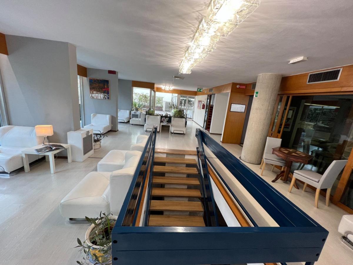 Hotel Abruzzi Терамо Екстер'єр фото
